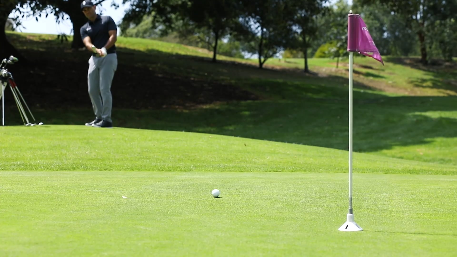 Golf knowing where to land the ball demonstration